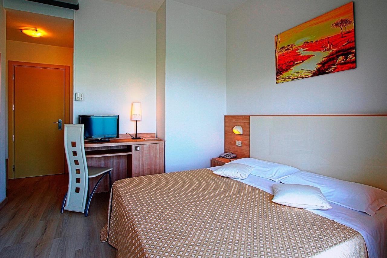 Hotel Sahara Μιλάνο Μαριτίμα Εξωτερικό φωτογραφία